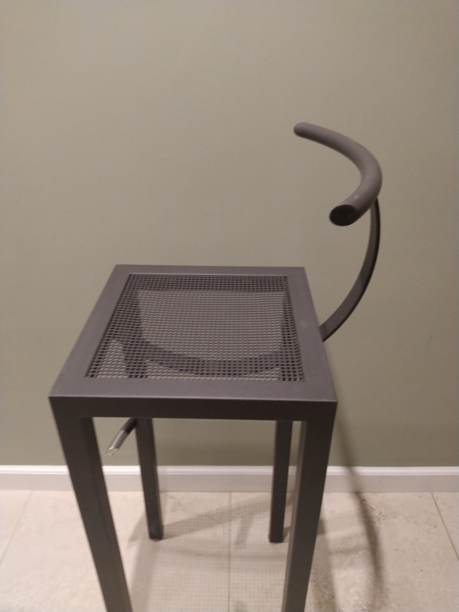 Philippe Starck hokery model Sarapis dla Driade lata 80
