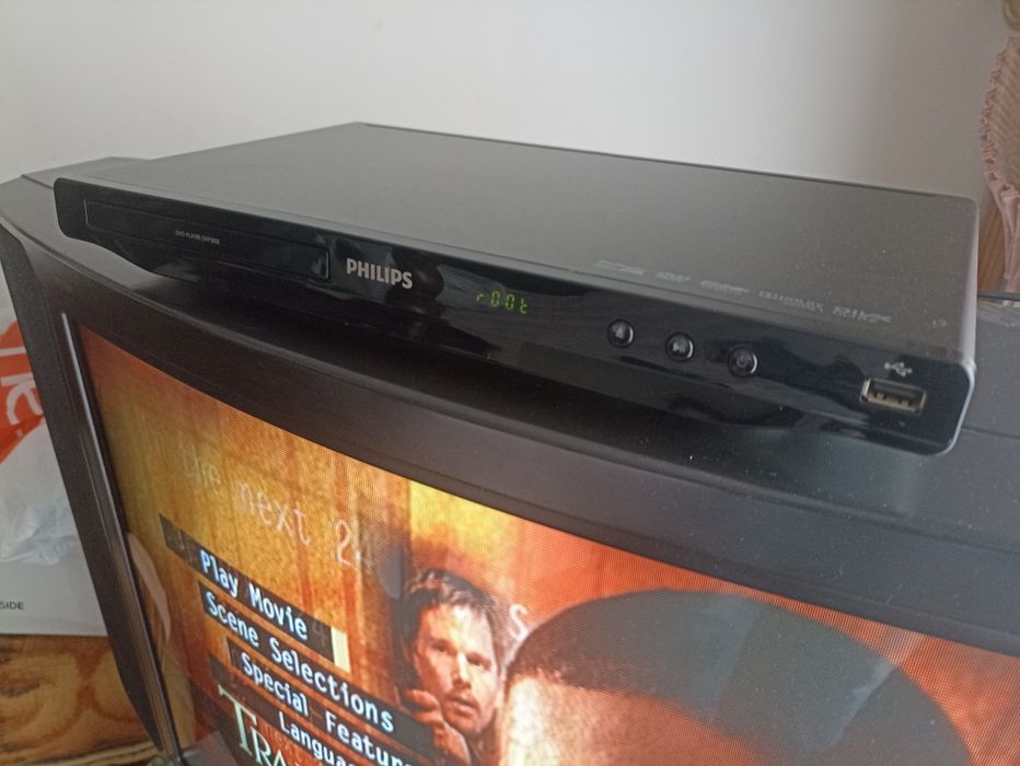 DVD Philips com comando