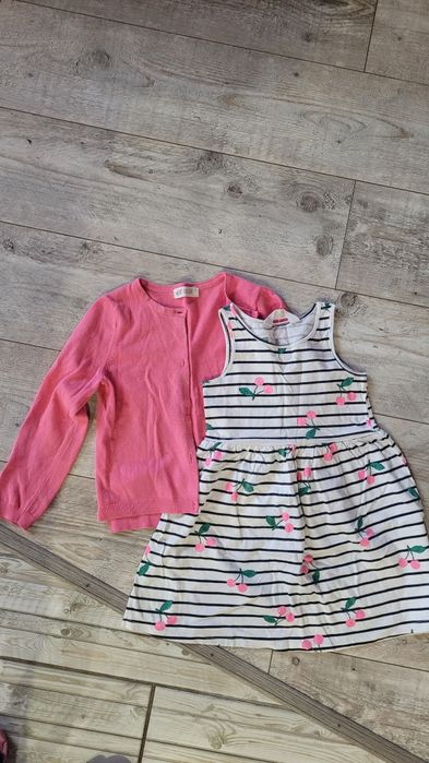 Платья  H&M летние платья кофты 6-7 лет