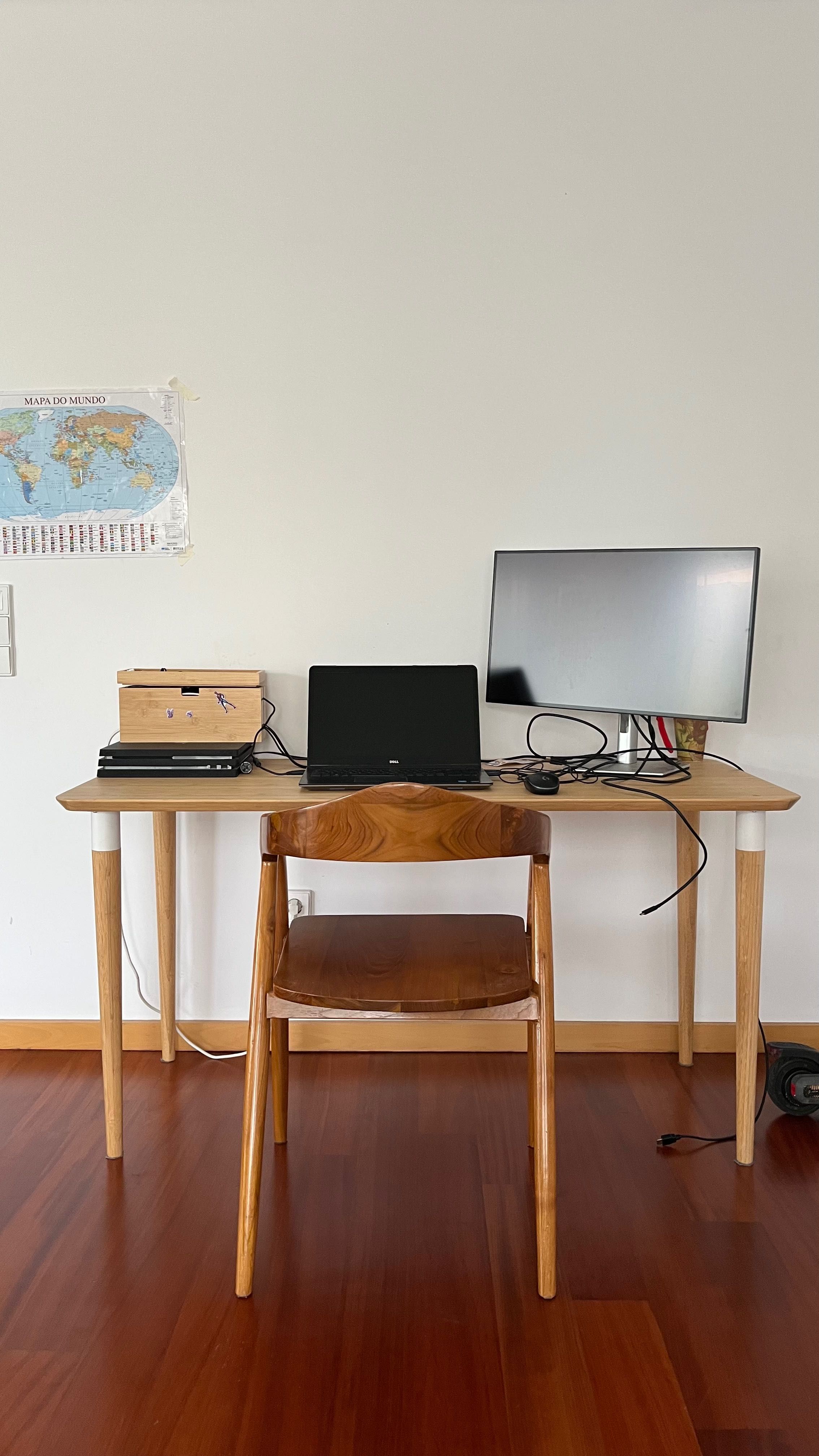 Mesa de estudo Ikea