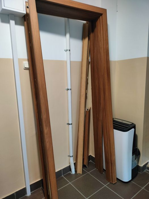 Futryna, ościeżnica 70