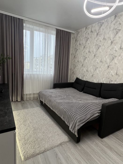 Сдам ПОСУТОЧНО ЖК 7 Небо ( рядом 7 км , Аквапарк, Авангард)