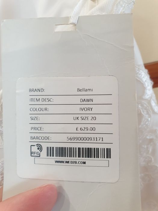свадебное платье бренд Bellami  20 р.
