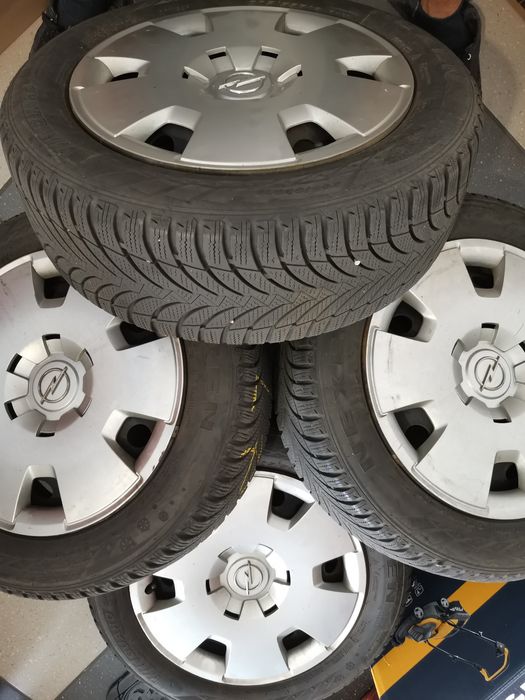 Koła zimowe Opel zimowe opony Nexen Vinguard Snow'G WH2 stalowe felgi