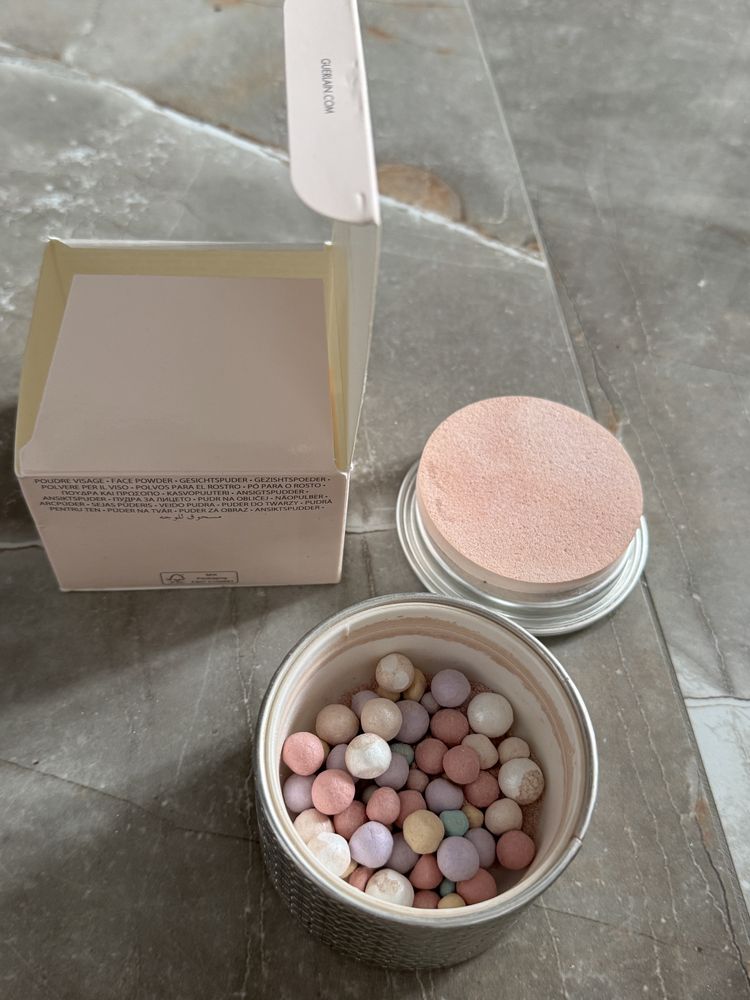 Puder w kulkach Guerlain Light