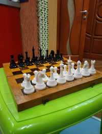 Игровой набор УССР Львов шахматы 40х40 см.