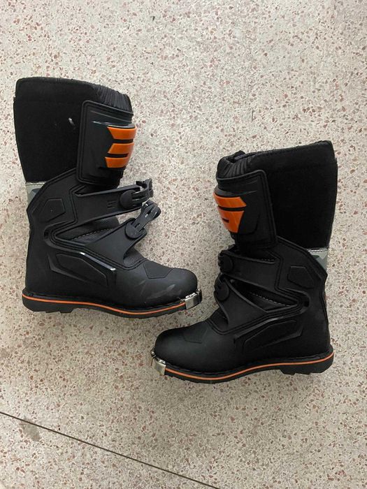 Botas Enduro / Motocross criança nº 37 como novas!