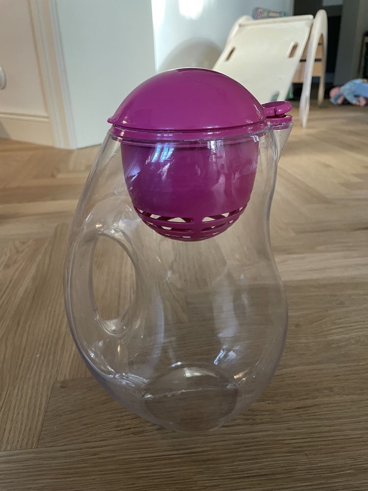 Dzbanek filtrujący wodę, bobble taki jak brita, różowy