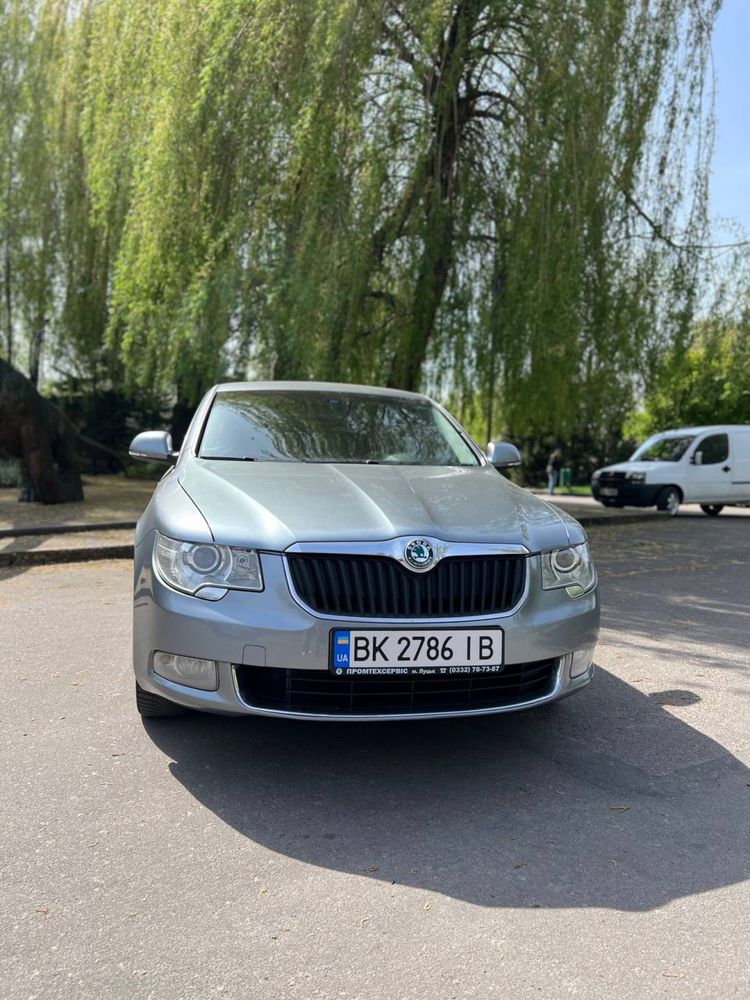 Skoda superb 2011 року 1.8 TSI