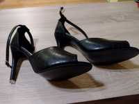 Sandały damskie nowe na szpilce czarne