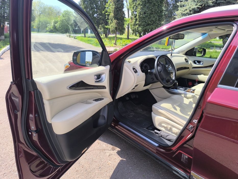 Продам автомобіль або обміняю на нерухомість в Одесі