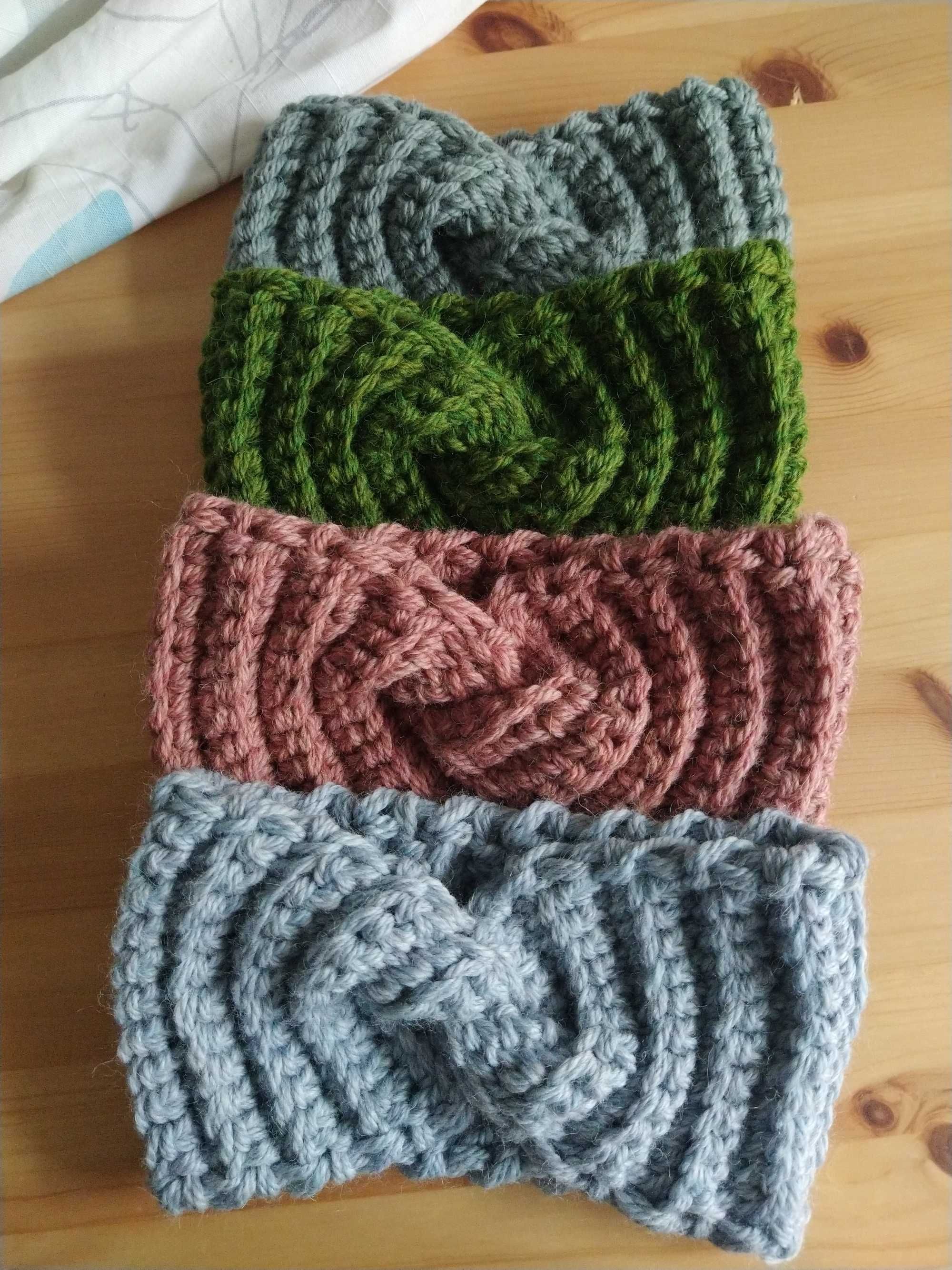 Ręcznie robiona opaska zimowa wełniana ciepła gruba handmade zielona