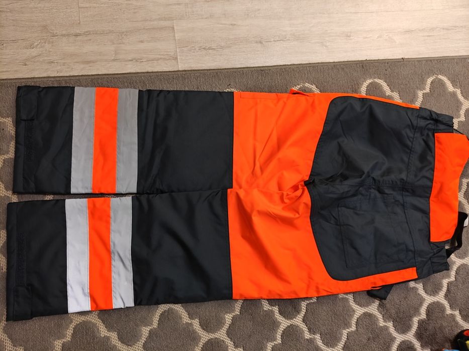 Spodnie robocze ogrodniczki ocieplane Delta Plus roz.L