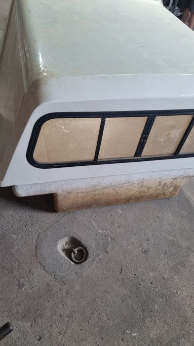 Hardtop Mitsubishi L200