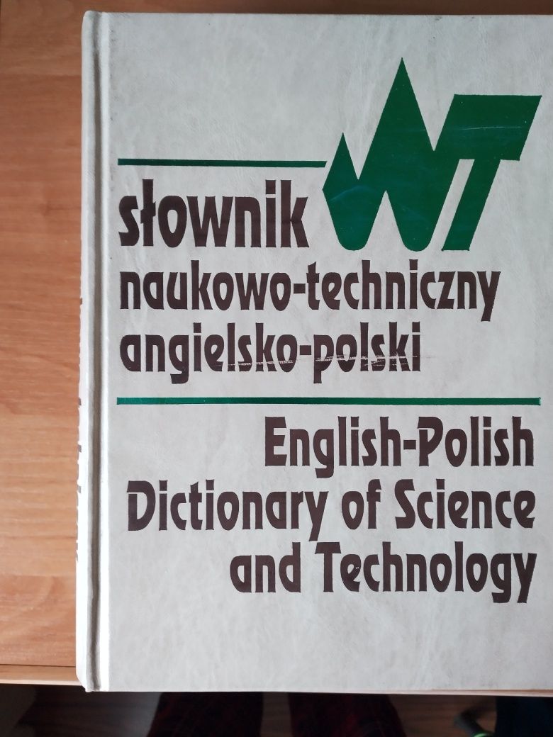 Słownik naukowo-techniczny angielsko-polski