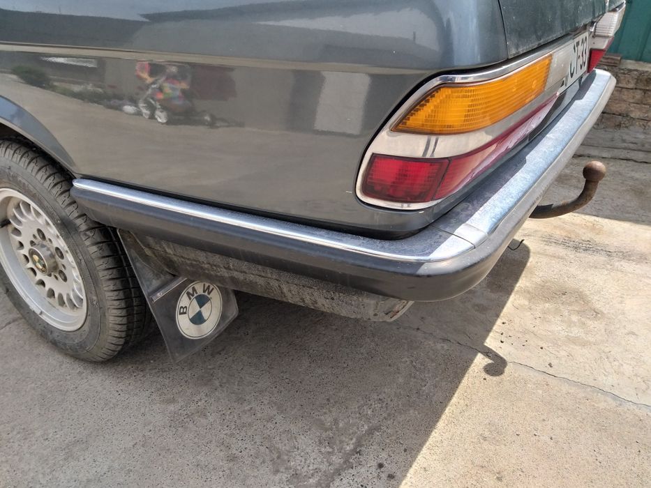 Стойки в сборе    передние 80$пара  БМВ е28.родной пробег 130т км