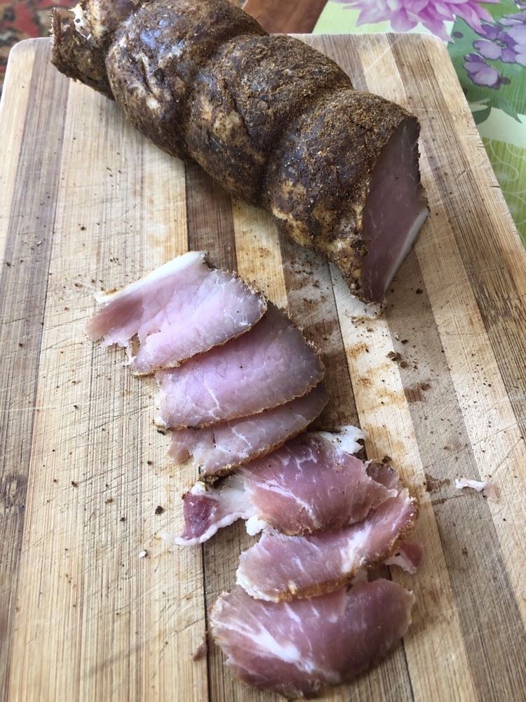 Мясо сыровяленое