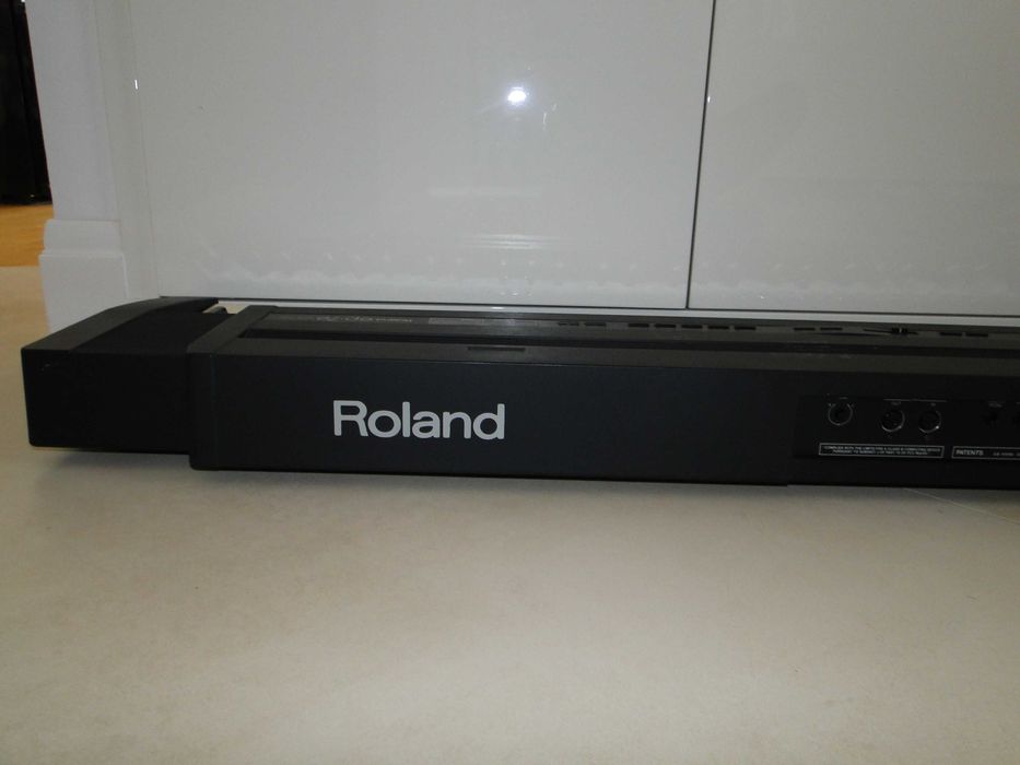 Super Piano Cyfrowe ROLAND EP-7E.Piękne Brzmienie.Wbudowane Głośniki