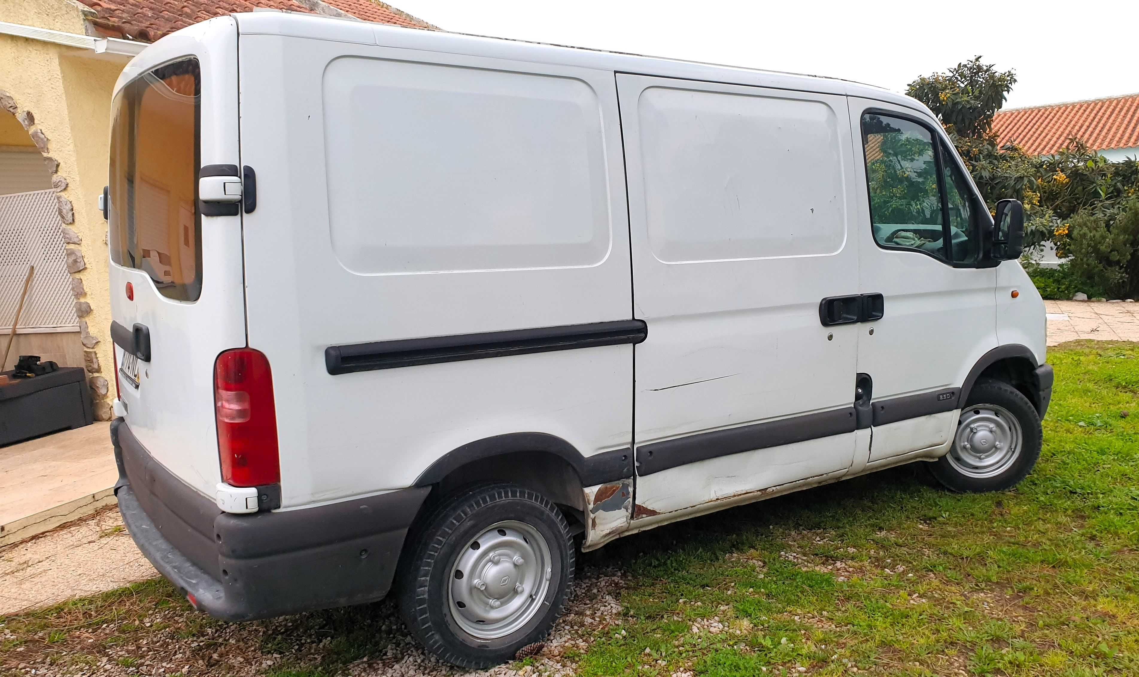 Renault Master Apenas 180.000KM DIESEL 2.5D