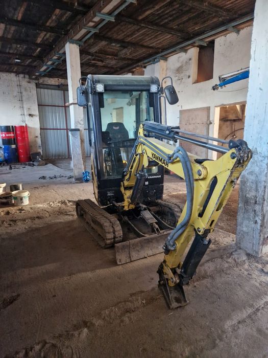 Yanmar SV18 minikoparka nowe gasienice