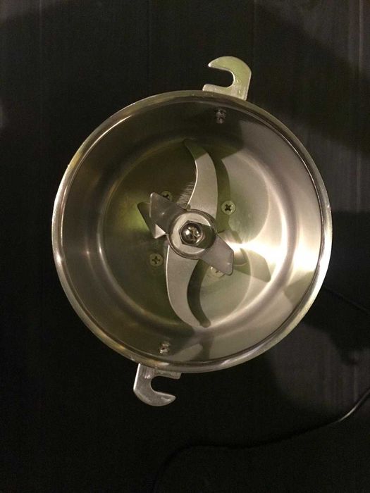Moedor Elétrico VEVOR 150g 850W