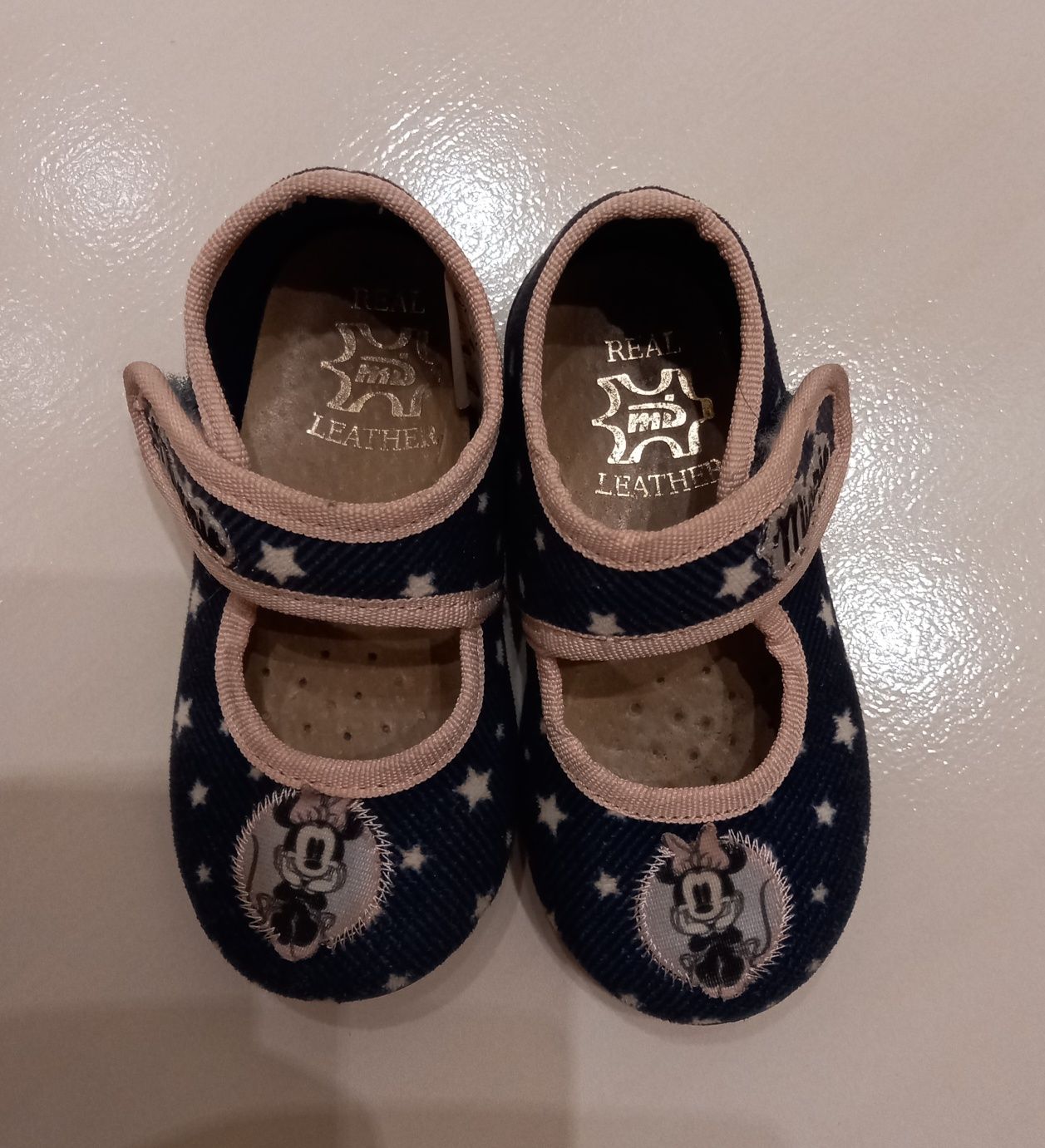 Kapcie dziewczęce MB CCC 22 Disney Myszka Minnie