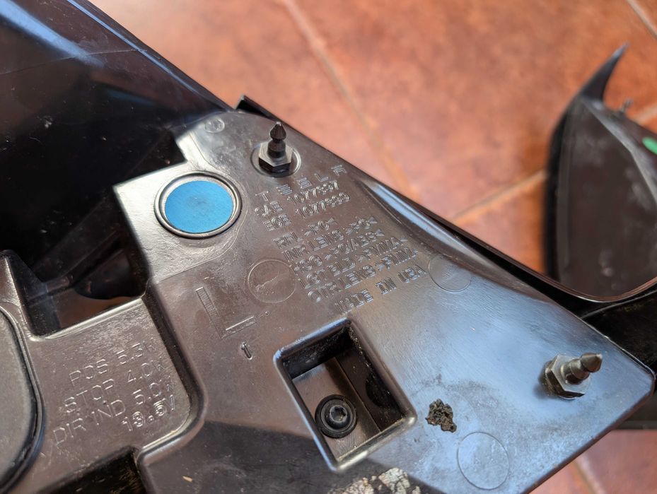 Фонари задние Tesla Model 3/Y Оригинал USA