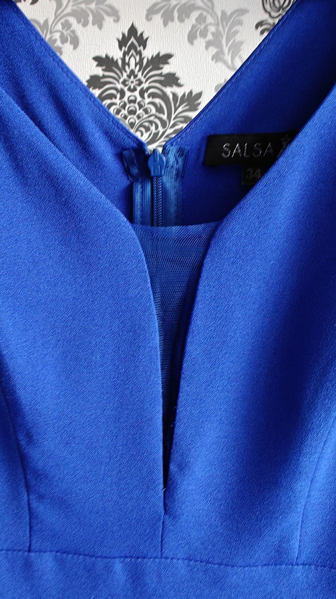 Sukienka wizytowa Salsa r.34
