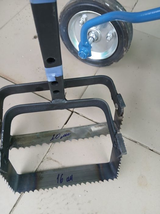 Плоскоріз прополювач ручної роботи із 3-ма змінними лезами