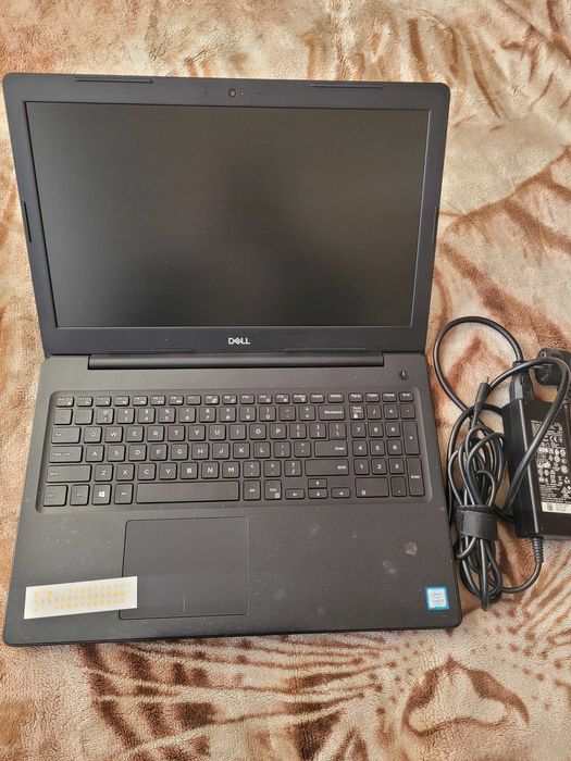 Dell Latitude 3590 Laptop i3-7130U 2.7GHz 8GB 240GB SSD  FHD 15.6"