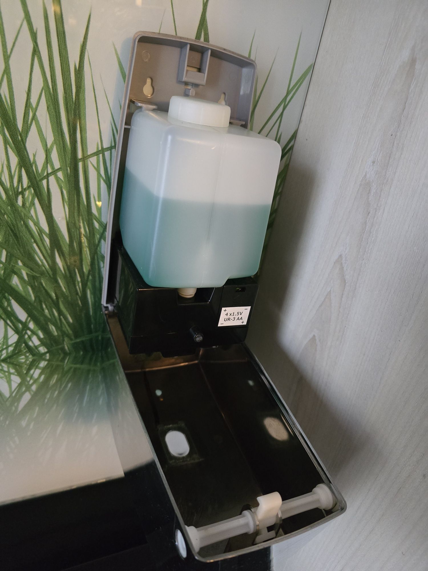 Dozownik mydła w płynie na podczerwień  WENKO 650ml