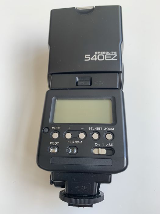 Спалах Canon 540EZ SpeedLite + аксесуари