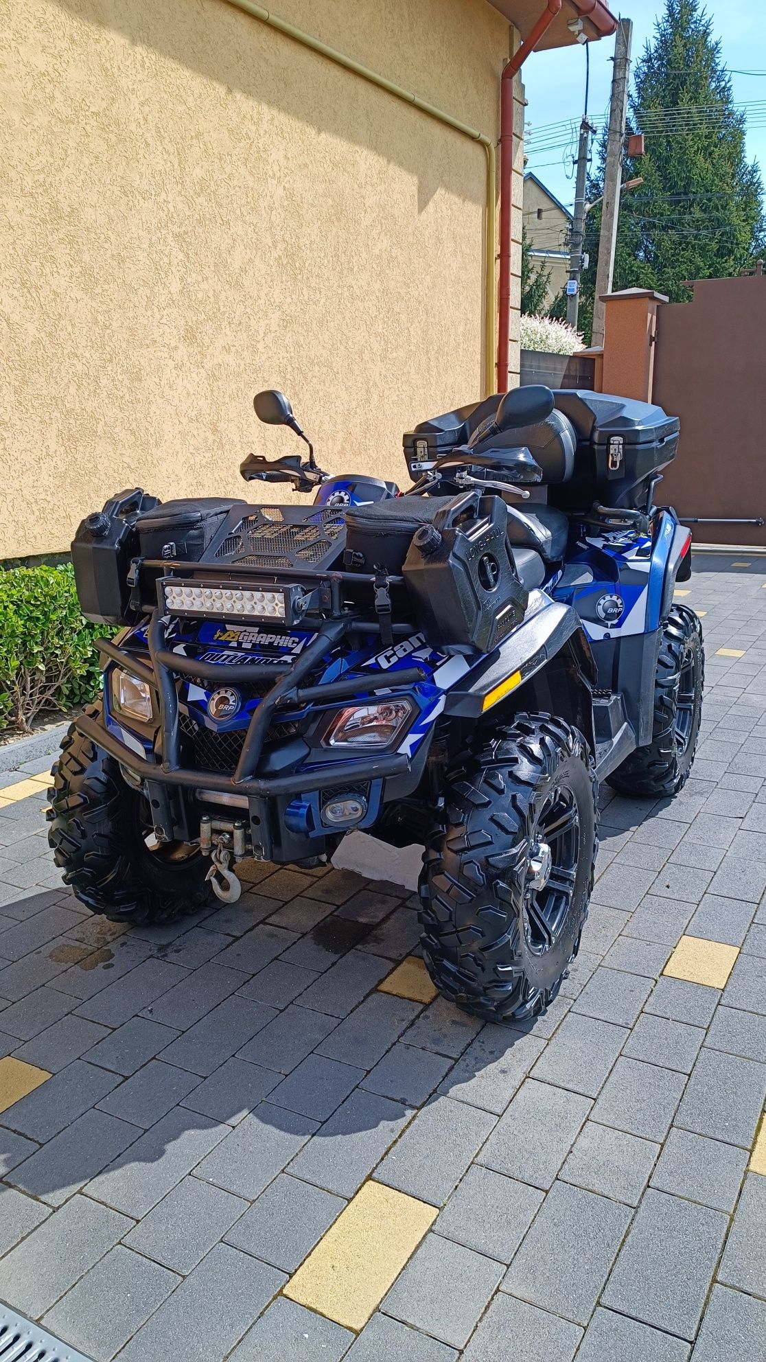 BRP OUTLANDER-ltd-800 can -am