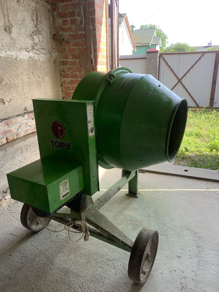 Продам бетономішалку 320 л. 220 вольт