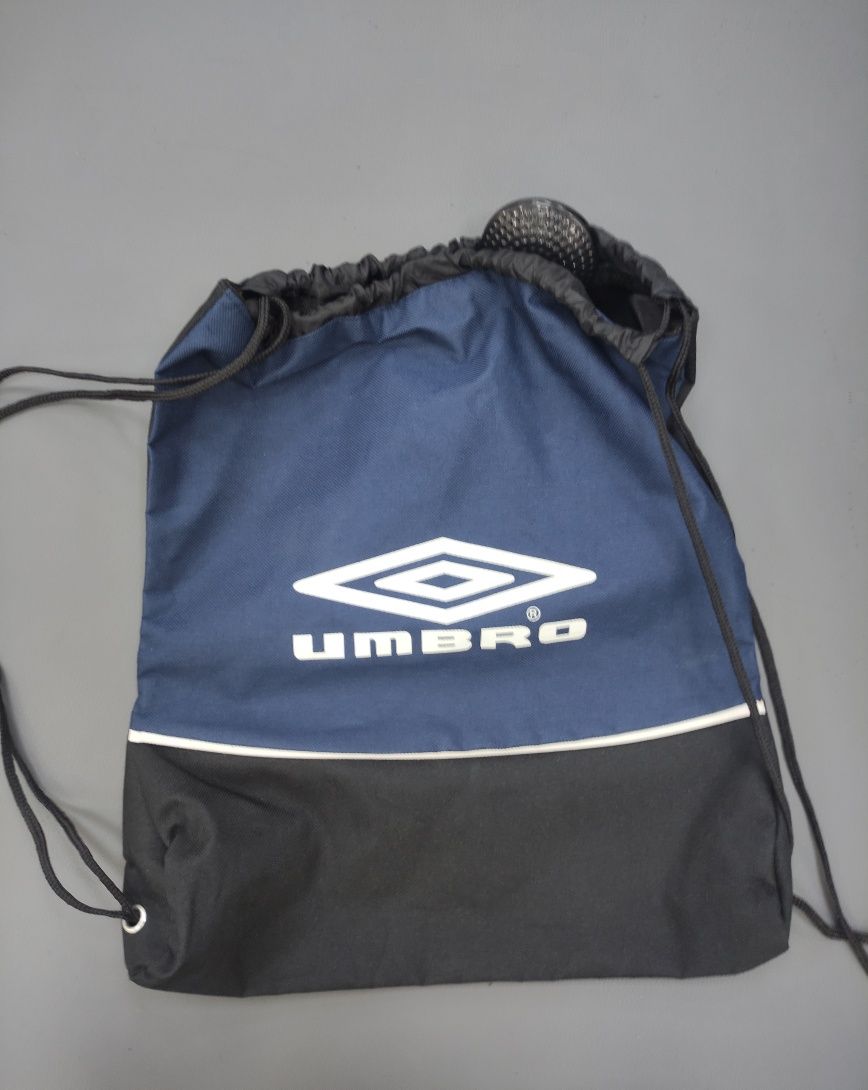Umbro adidas оригінал сумка рюкзак для взуття перезувного чорна синя