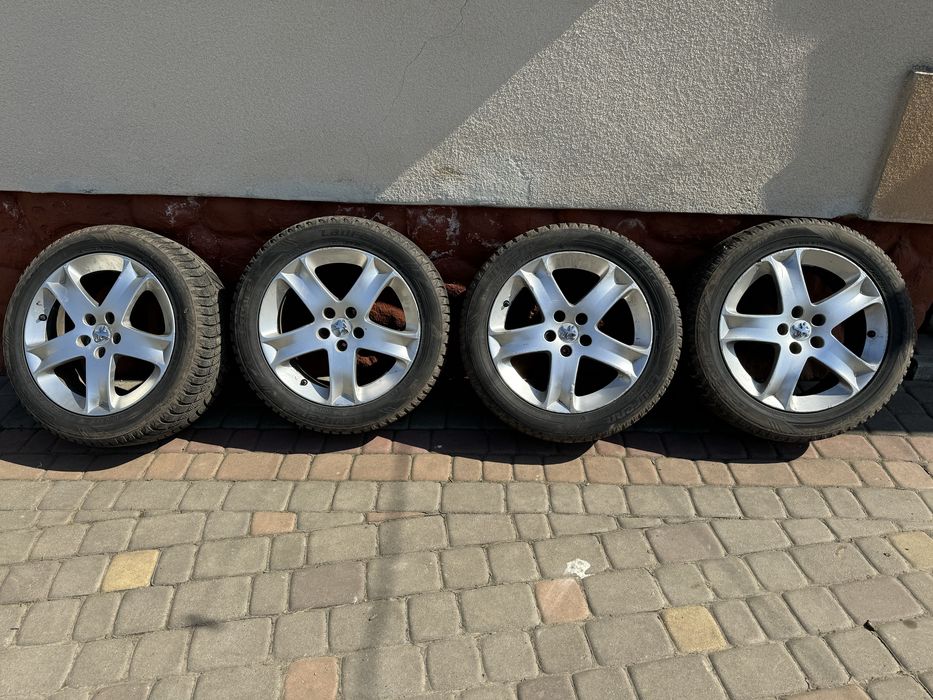 Продам титанові диски з резиною R17 5*108 Peugeot citroen