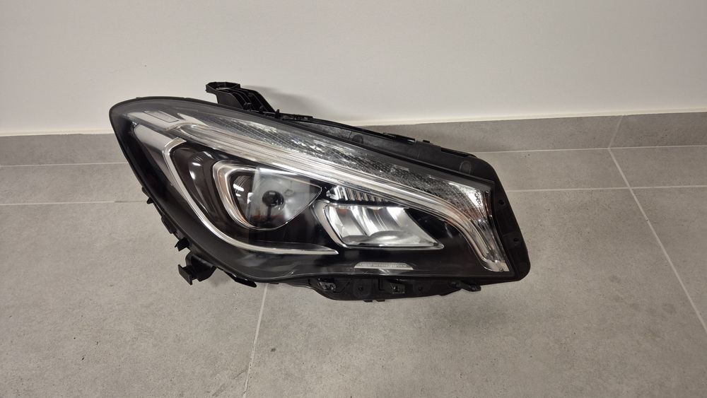 Lampa przednia Prawa MERCEDES A117 CLA lift full led