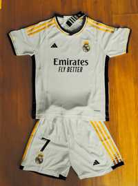 Conjunto criança equipamento Real Madrid - Vini jr