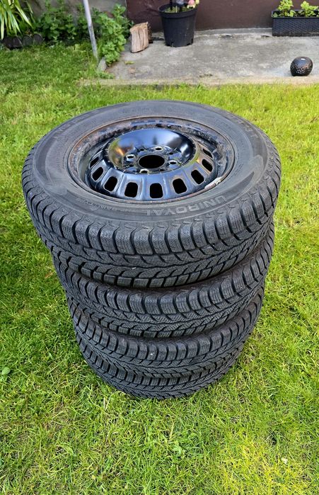 4x zimowe opony Uniroyal
165/70R14