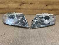 lampa/reflektor przedni lewy, prawy skoda octavia II xenon
