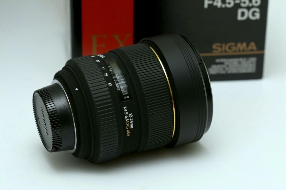 Sigma 12-24 mm f/4.5-5.6 EX DG HSM Nikon