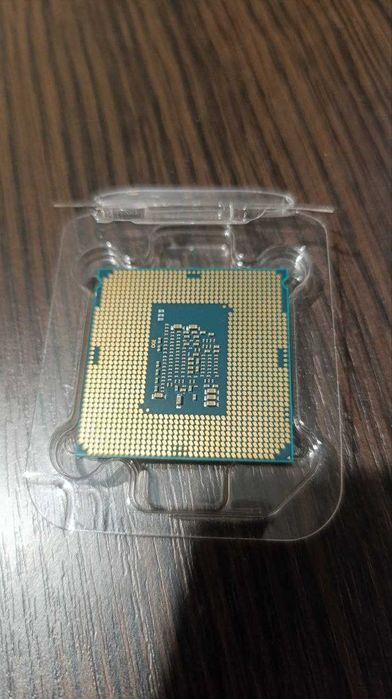 i7-7700k продам, чи є робочим — невідомо