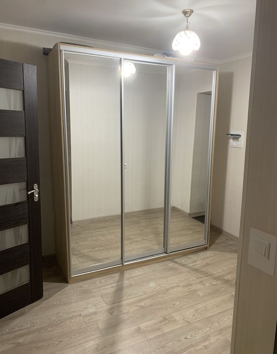 Левада. Здається 1-кімнатна квартира