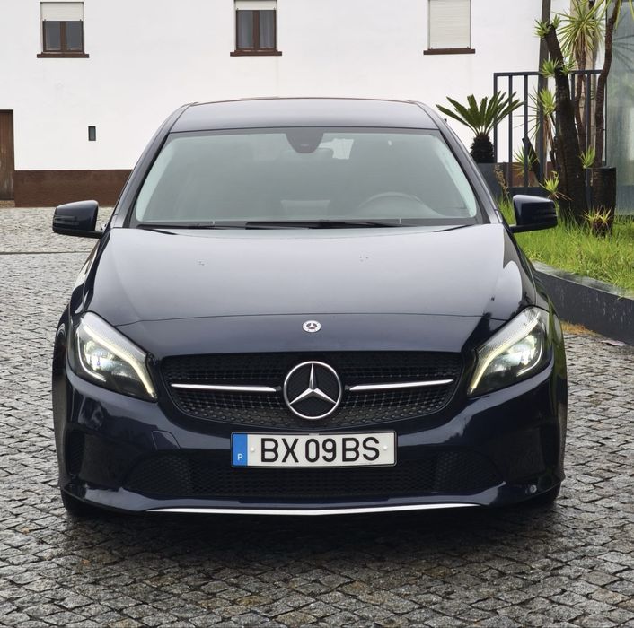 Mercedes A 180 1.5 D 110 CV Ano 2018 ( Versao Full Led )