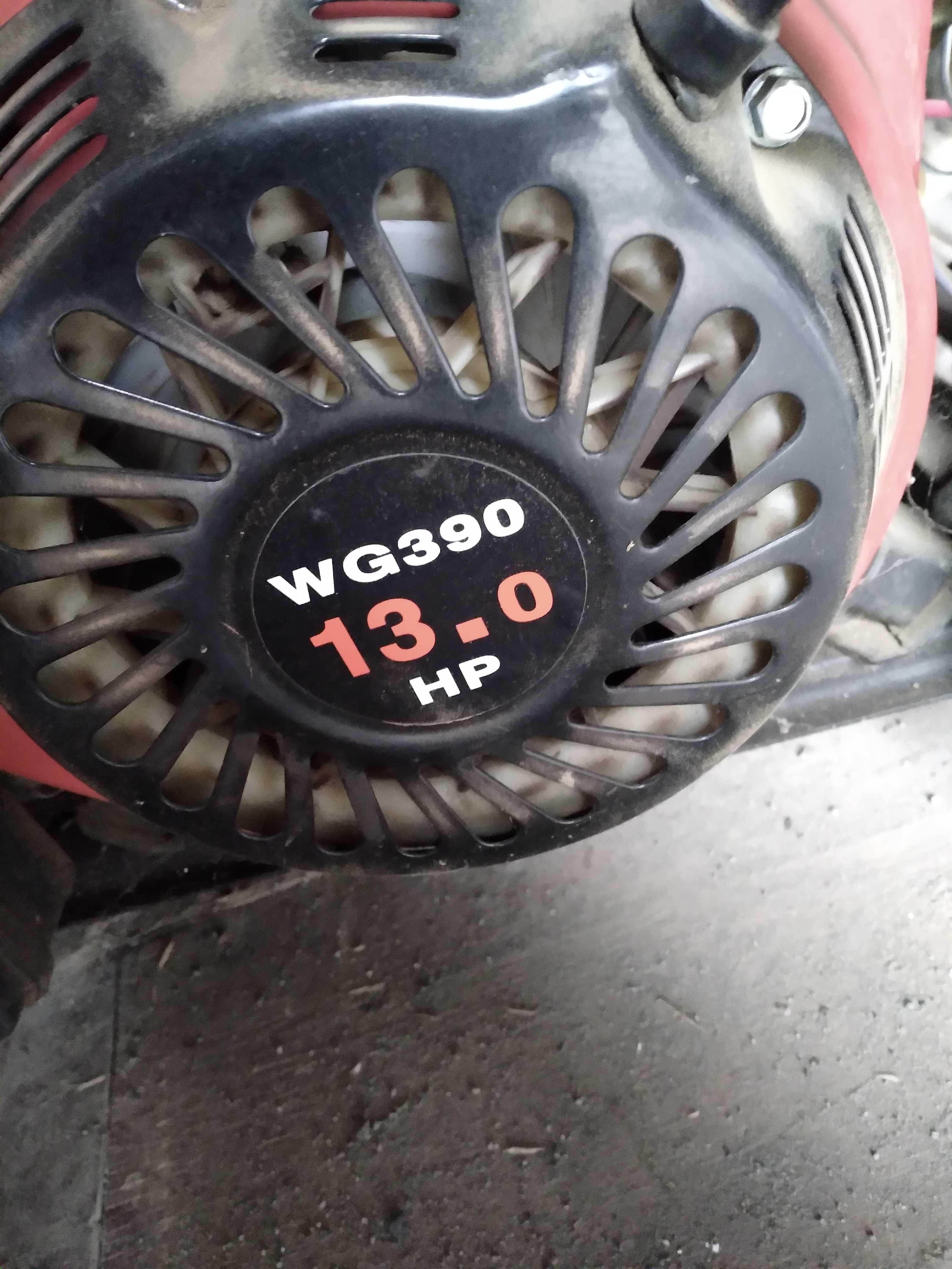 Agregat prądotwórczy 5,5 kW - 230/400V, silnik 13 KM, koła pompowane
