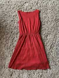 Czerwona sukienka błyszcząca 36