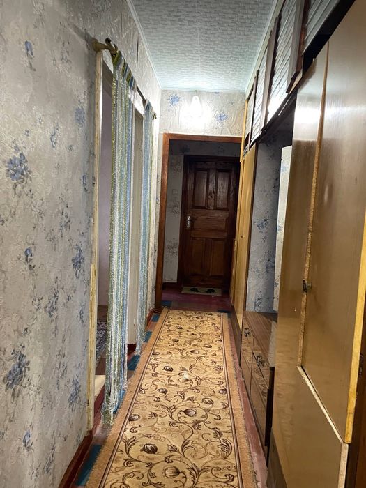 Продам ексклюзивну 3-кім. квартиру Кам’янське, лівий берег 2 мкр.