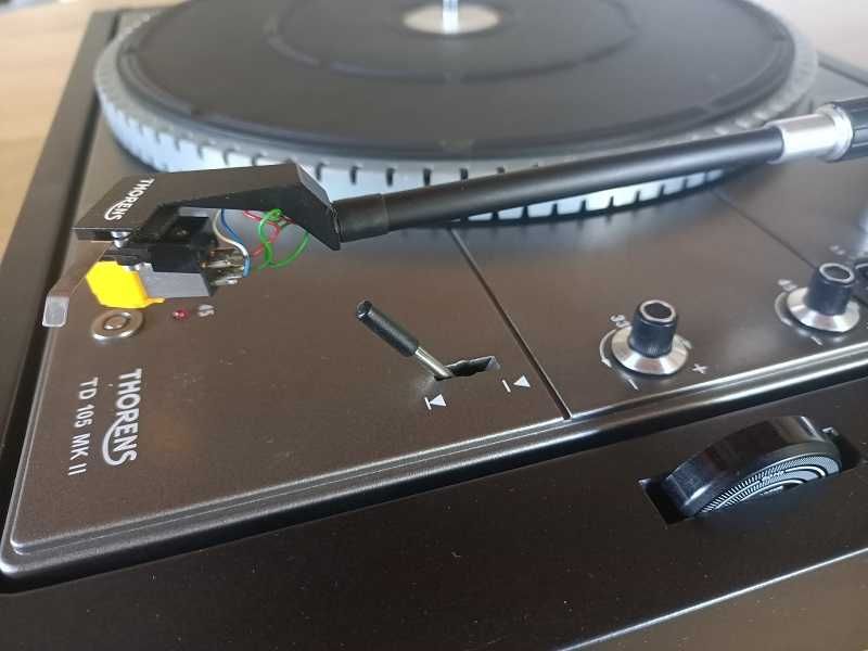 Gramofon THORENS TD 105 MK II