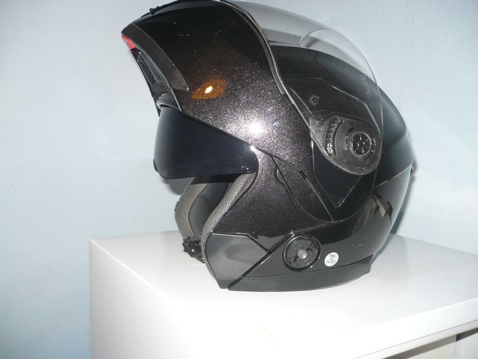 Kask ISPIDO, mało używany przez dziewczynę.