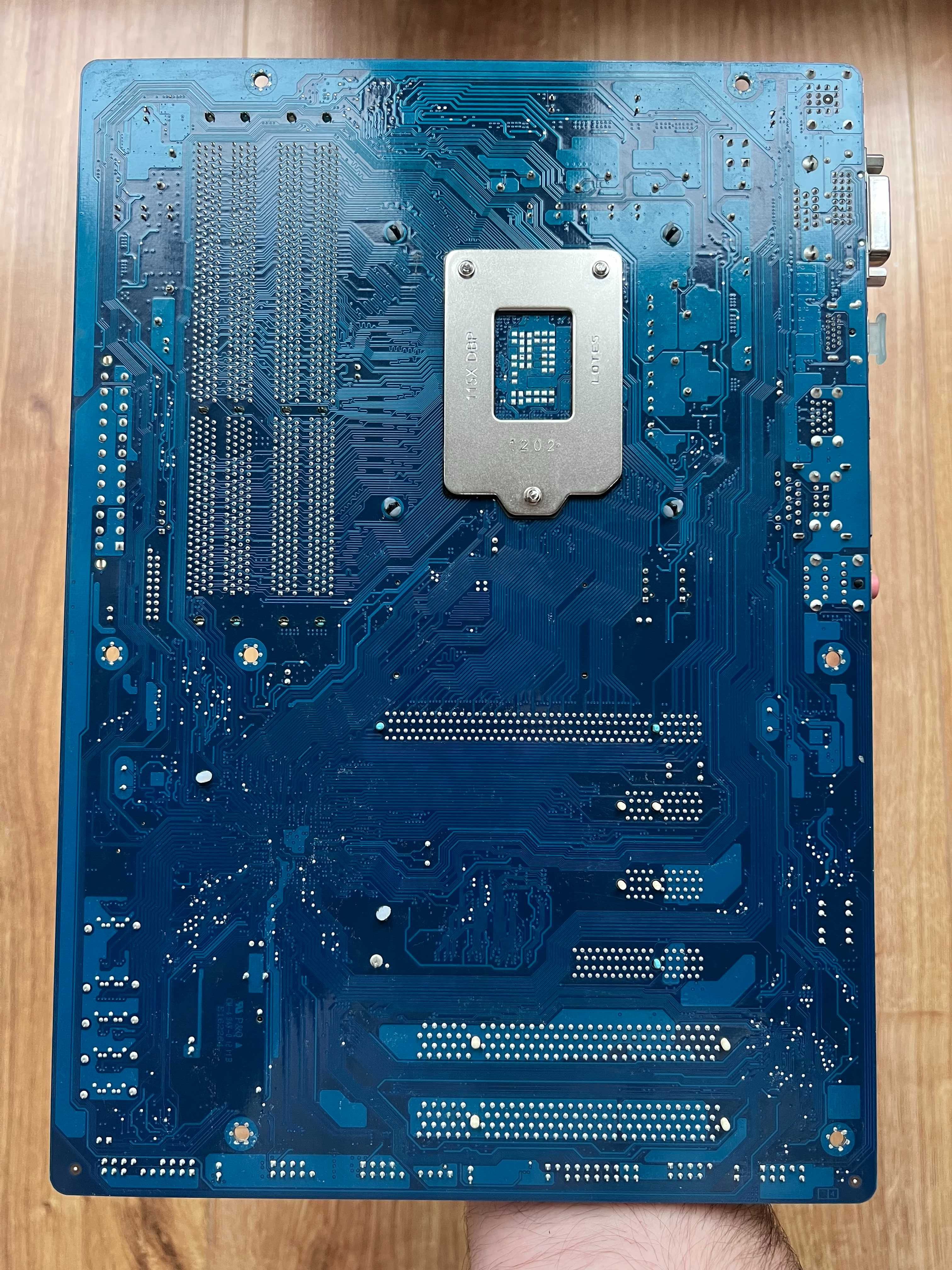 Материнська плата GIGABYTE GA-H77-DS3H + Core i7 3770 та 22 гб ОЗУ